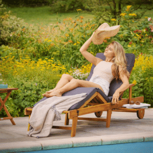 Smuk liggestol i akacietræ